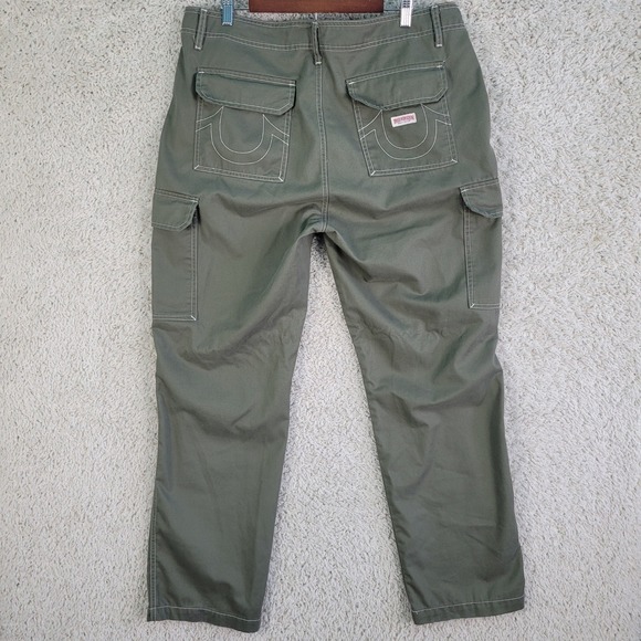 True Religion Cargo Pants Men's Size 36 (38 x 32) Kalamata Green Contrast Stitch - Picture 2 of 14